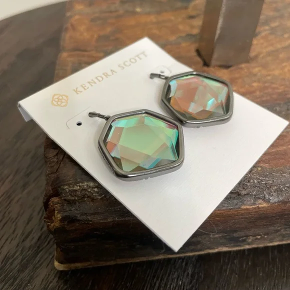 Kendra Scott Jewelry Nwt Kendra Scott Gunmetal Glass Drop